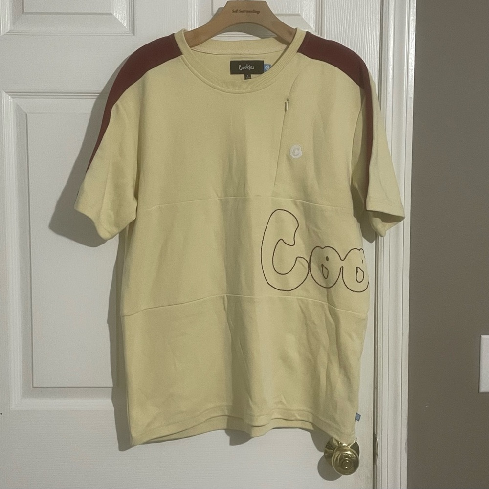 Cookies T-Shirt Men’s Large Short Sleeve Multicolor Colorblock Zip Pocket Logo